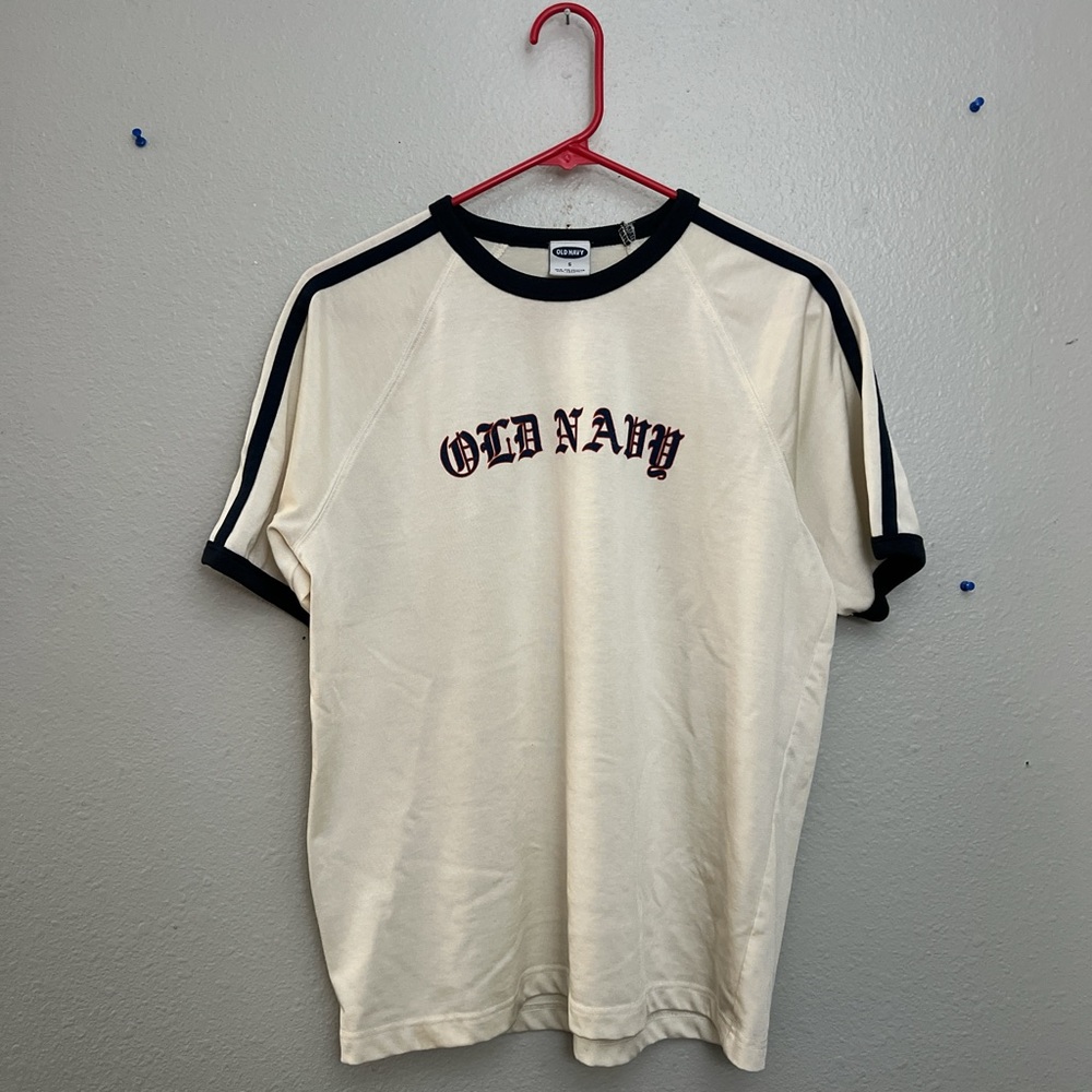 Vintage Old Navy Men's White and Black ringer Tee